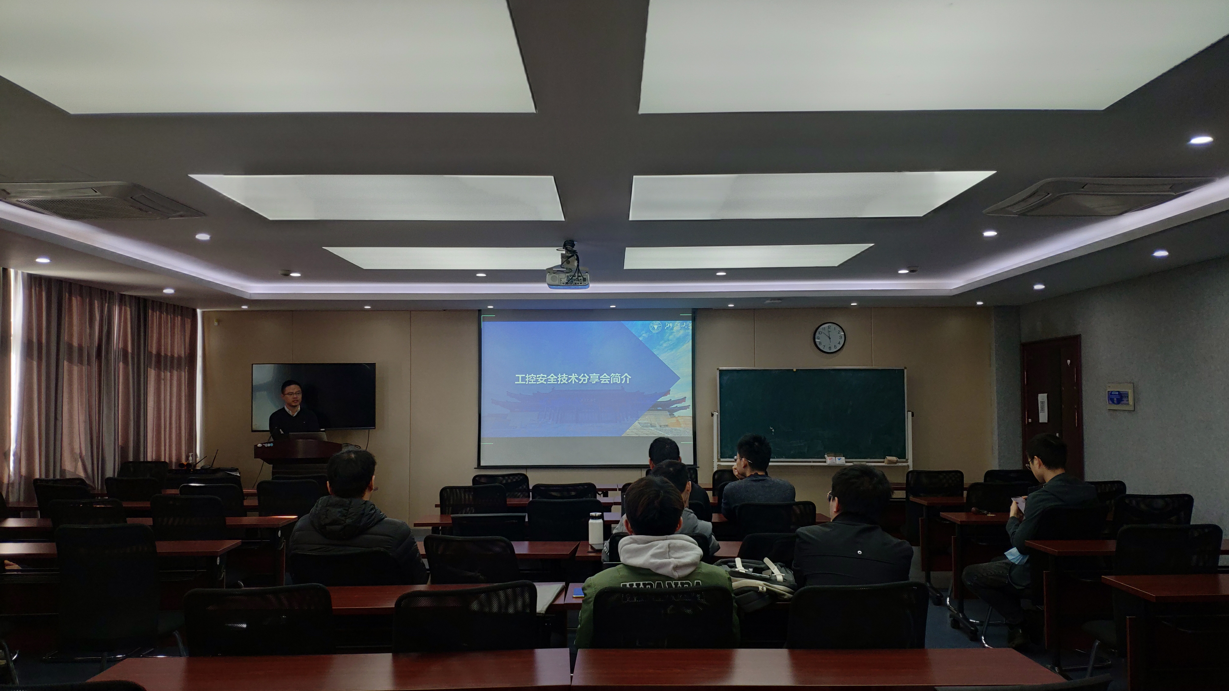 1微信图片_20211115105551.jpg